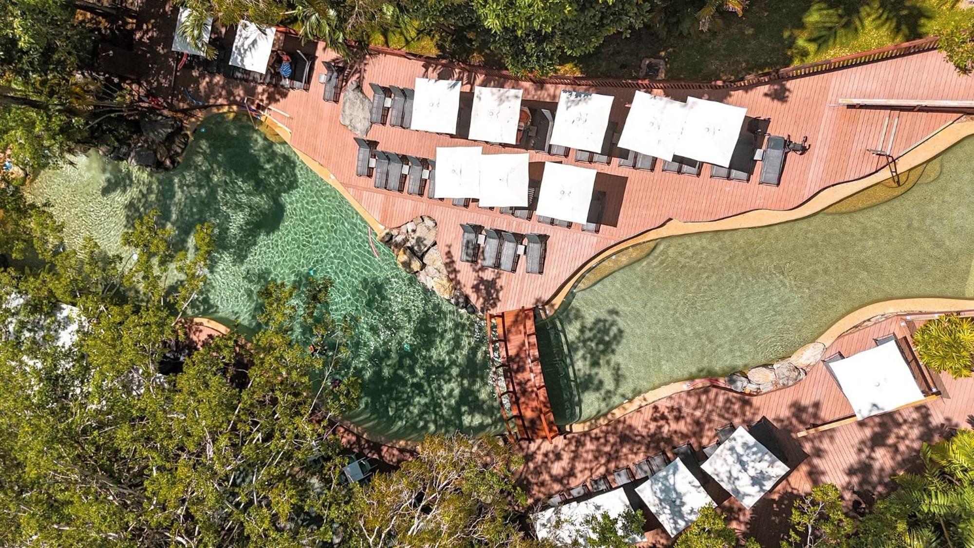Ramada Resort By Wyndham Port Douglas Exterior photo